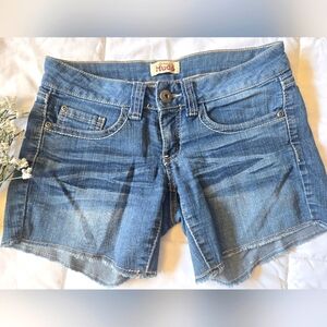 Mudd Blue Jean Shorts Classic Denim Style Size 12